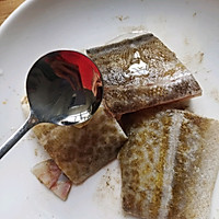 #宝宝的第一口辅食鱼#香煎挪威北极鳕鱼的做法图解2