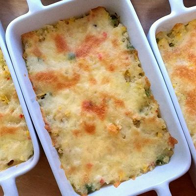 芝士就要铺满吃
芝士焗饭