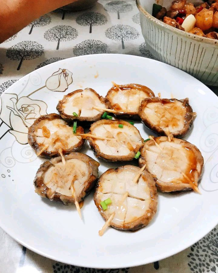 素菜吃出肉味~香菇素鲍鱼的做法