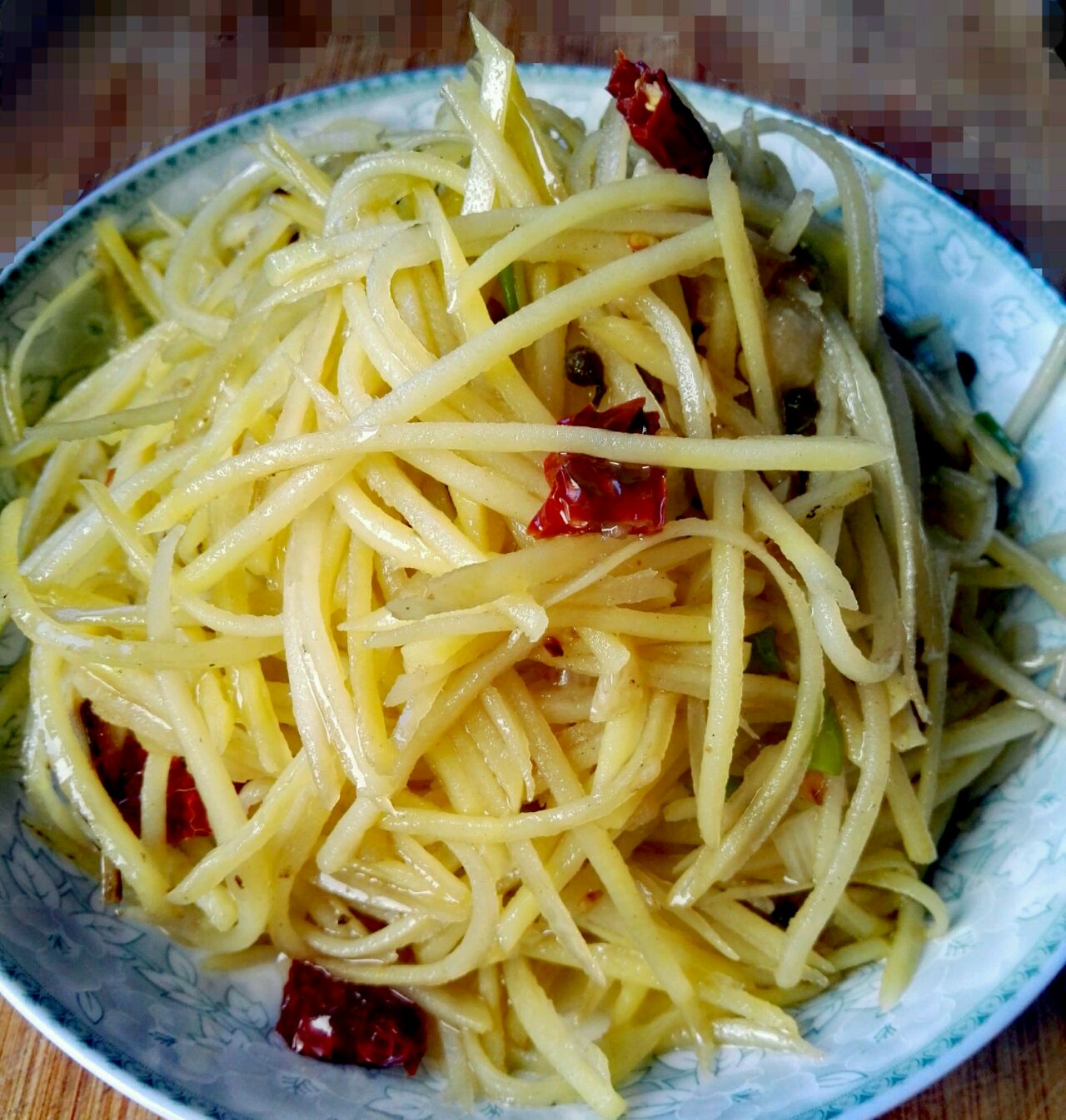 sour and spicy shredded potatoes.