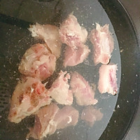 #春天肉菜这样吃#香甜糯米蒸排骨的做法图解2