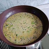 快手早餐，香葱鸡蛋饼。的做法图解5
