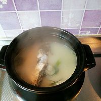 鱼头豆腐汤的做法图解3