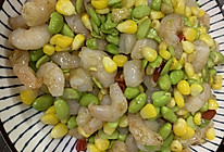 玉米毛豆炒虾仁的做法