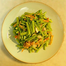 空心菜炒豆干