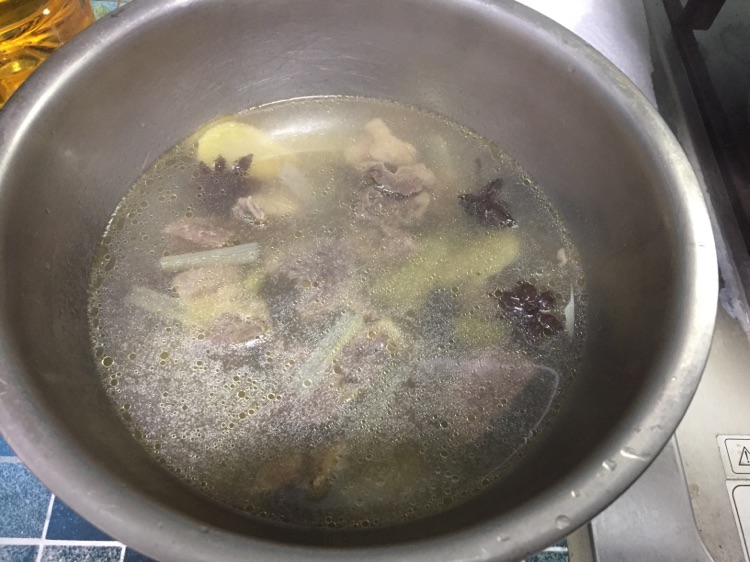 西红柿炖牛腩-一人食的做法图解5