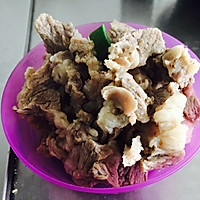 胡萝卜土豆炖牛腩的做法图解2
