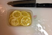 腌柠檬（レモンの蜂蜜漬け）的做法