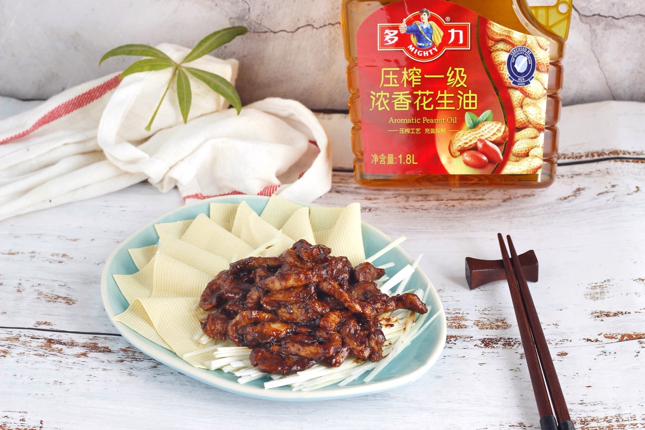 Beijing sauce shredded pork (Reprint)