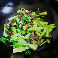 夏季清爽~油菜炒海参的做法图解9