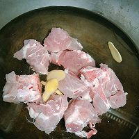 #流感季饮食攻略#菜干猪骨清热润肺汤的做法图解2