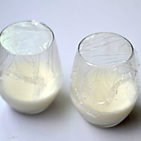 【蒙牛 嗨milk羽泉精选牧场牛奶】牛奶西瓜布丁的做法图解6