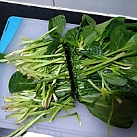 健身餐配菜——辣爆菠菜杏鲍菇的做法图解2