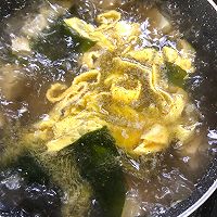 #测测你的夏日美食需求#裙带菜豆腐汤的做法图解5