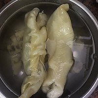 懒人做法:牛奶红枣枸杞炖花胶的做法图解1