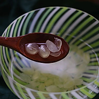 桃胶雪燕皂角米炖丑耳的做法图解4