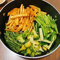 麻辣干锅虾的做法图解3