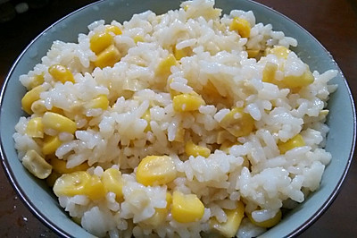 玉米蛋炒饭