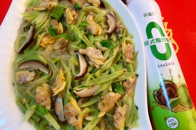 蚬子炖芸豆粉条香菇粉条