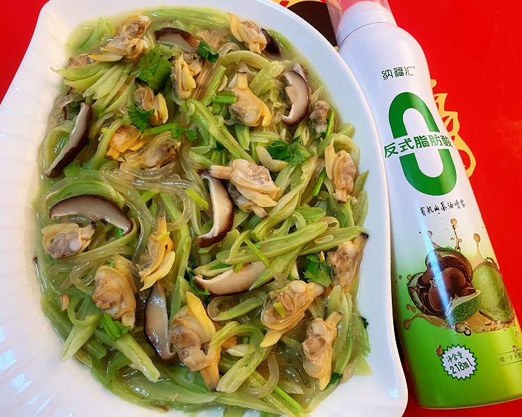 蚬子炖芸豆粉条香菇粉条的做法