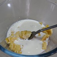 不用揉面就能做出松软的全麦面包的做法图解2