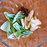 酱炖江鱼的做法图解1