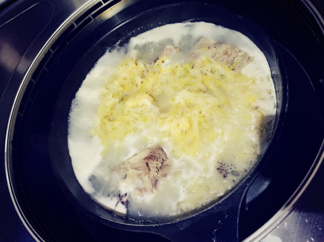 大骨棒川酸菜的做法图解2