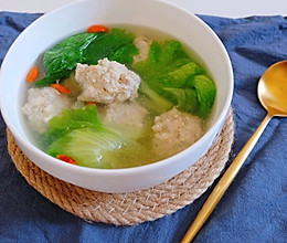 清淡鲜美的生菜肉丸汤，来一碗暖一暖☀️的做法