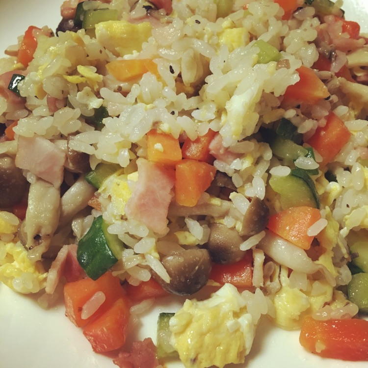 营养蔬菜蛋炒饭