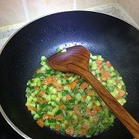 北极甜虾香菇炒饭的做法图解5