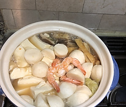 豆腐海鲜煲的做法
