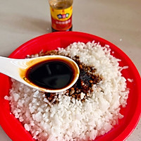 #暖冬酱在手，嗨吃部队锅#圣诞限定辣酱炒饭的做法图解3