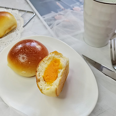 烘焙小白也能做出的美味蛋黄馅早餐包
