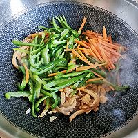 #东古滋味 幸福百味#青椒鸡丝的做法图解8