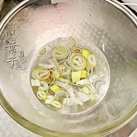 龙利鱼水饺的做法图解2