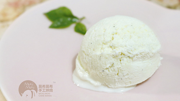午后甜点—香草意式冰淇淋