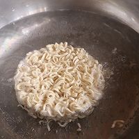 吃肉也能轻食的红烧排骨面的做法图解6