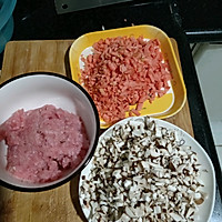 香菇肉沫蛋炒饭的做法图解1