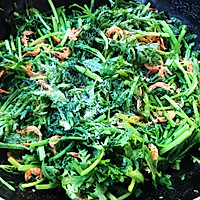 #刘畊宏女孩减脂饮食#蒜蓉茼蒿炒磷虾的做法图解7