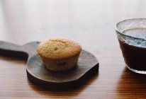 红糖黑加仑蜂蜜蛋糕的做法