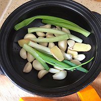砂锅焗南瓜的做法图解1