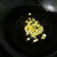 玉米青椒豌豆炒的做法图解5
