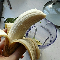 牛油果香蕉松饼#熙悦食品低筋粉#的做法图解2