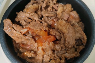 番茄牛肉烩饭