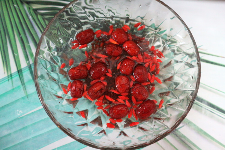 红豆红枣枸杞浆的做法