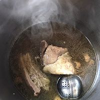 咖喱牛肉的做法图解1