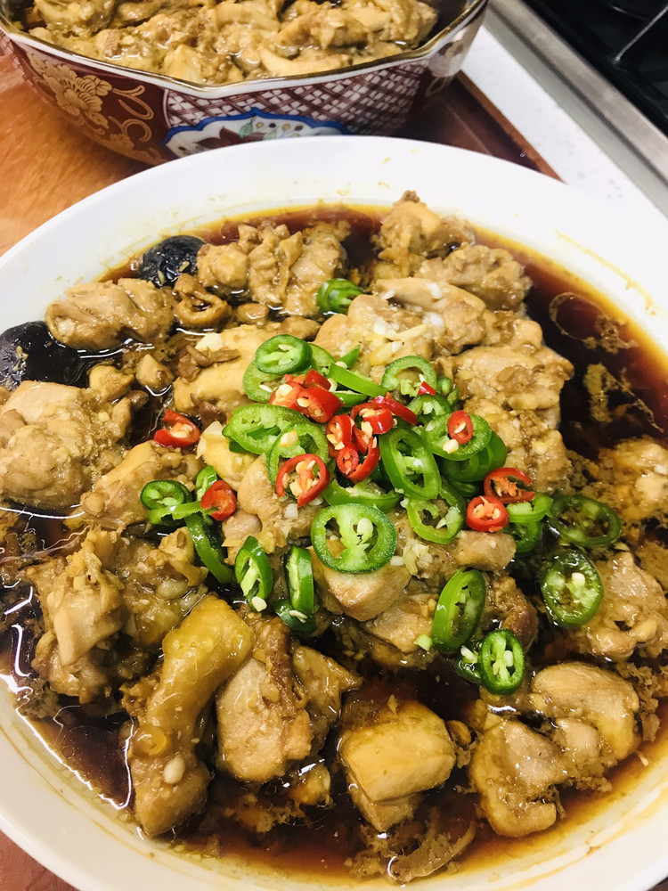 蒜蓉香菇鸡的做法