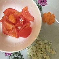 西红柿汤面的做法图解1