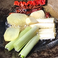 酸酸甜甜烧黄瓜的做法图解3