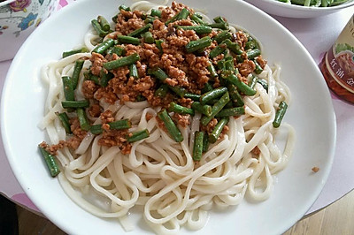 肉末豆角拌面